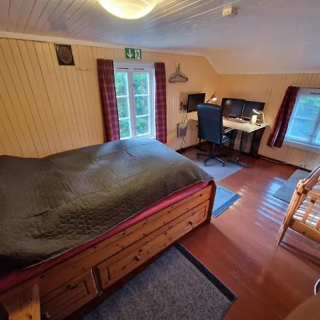 Areholtet Log Cabin, Norway *