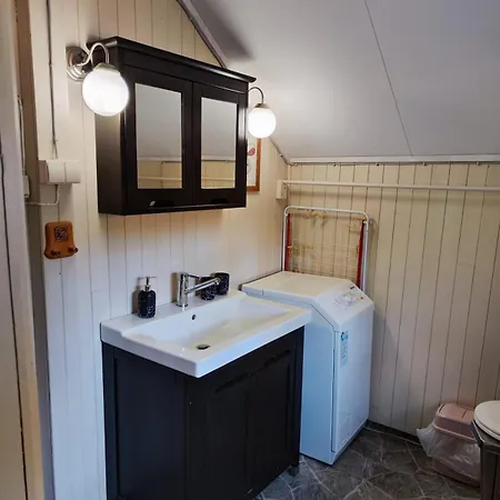 Areholtet Log Cabin, Norway Kleppo